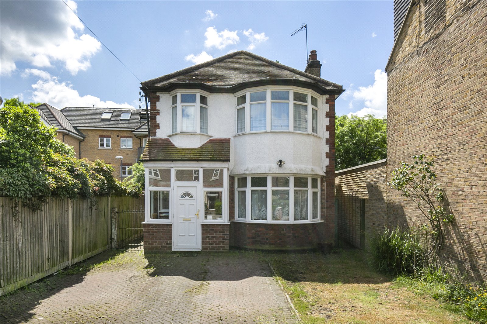 Chelmsford Road, London Statons