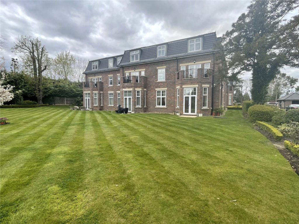 Beech Hill, Hadley Wood