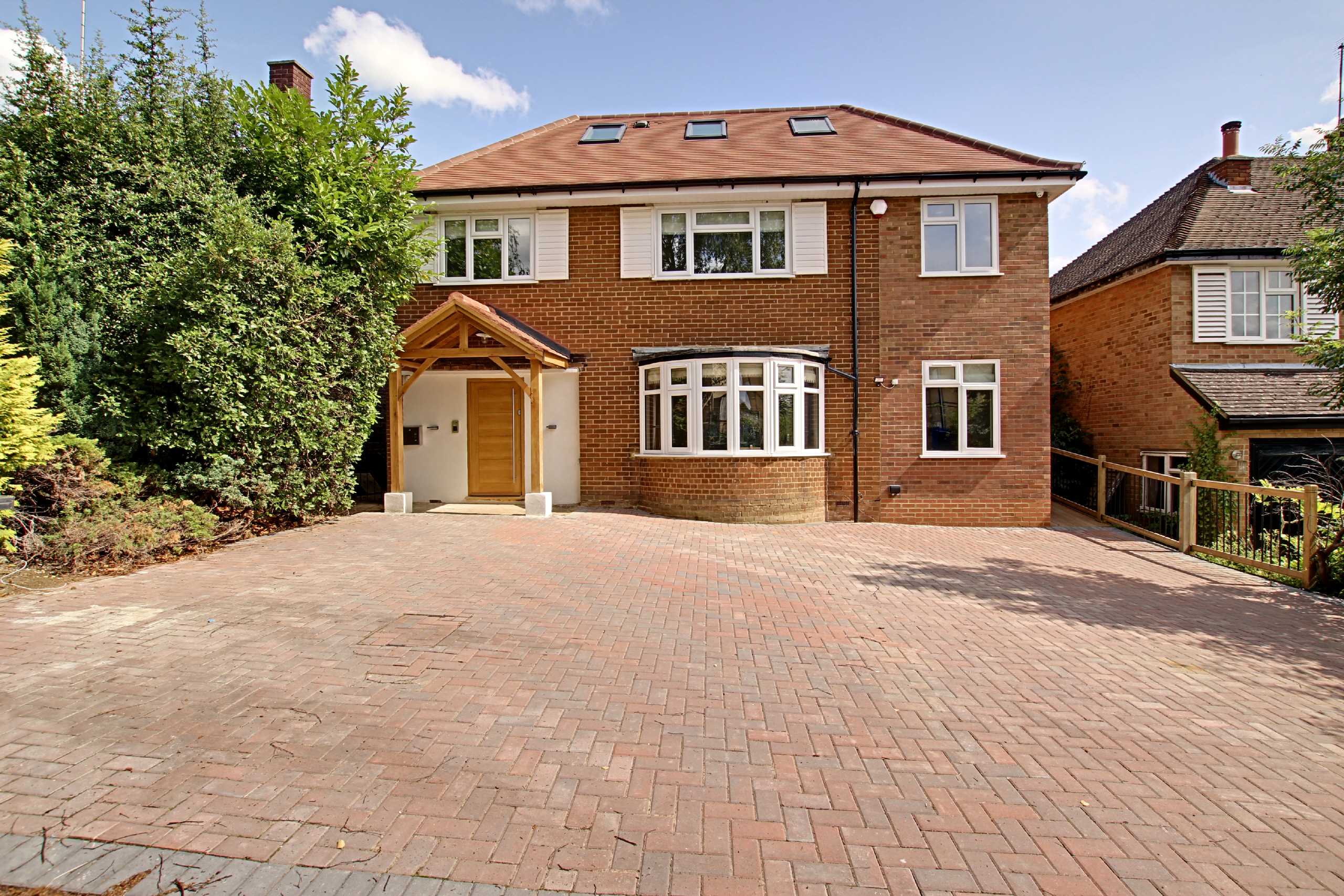 Claremont Road, Hadley Wood Statons