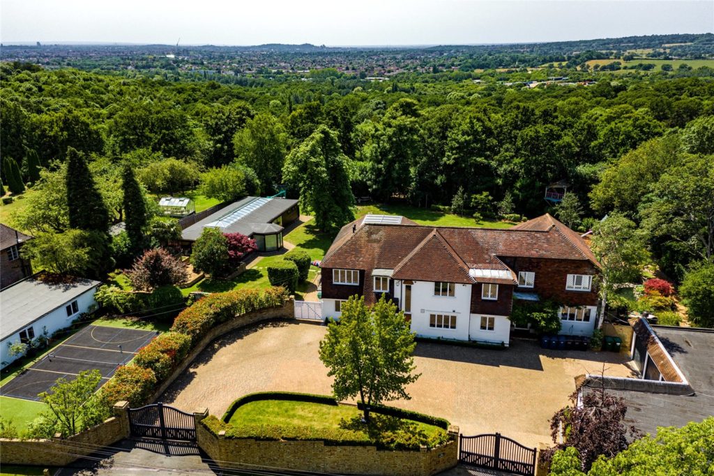 Hyver Hill, Mill Hill