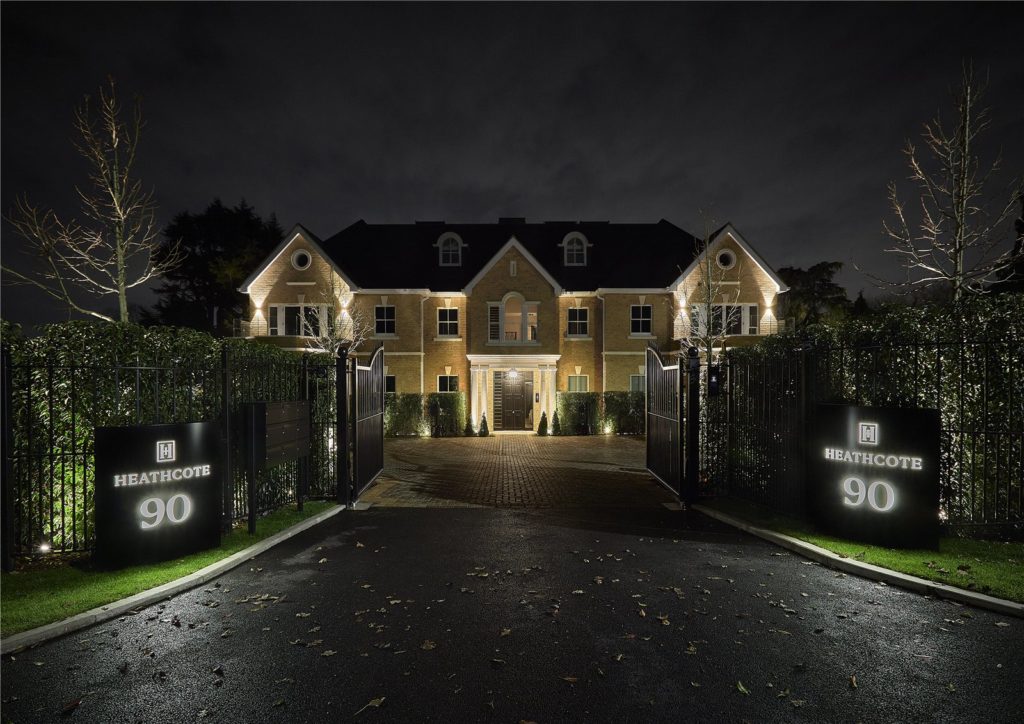 Heathcote House, Camlet Way, Hadley Wood