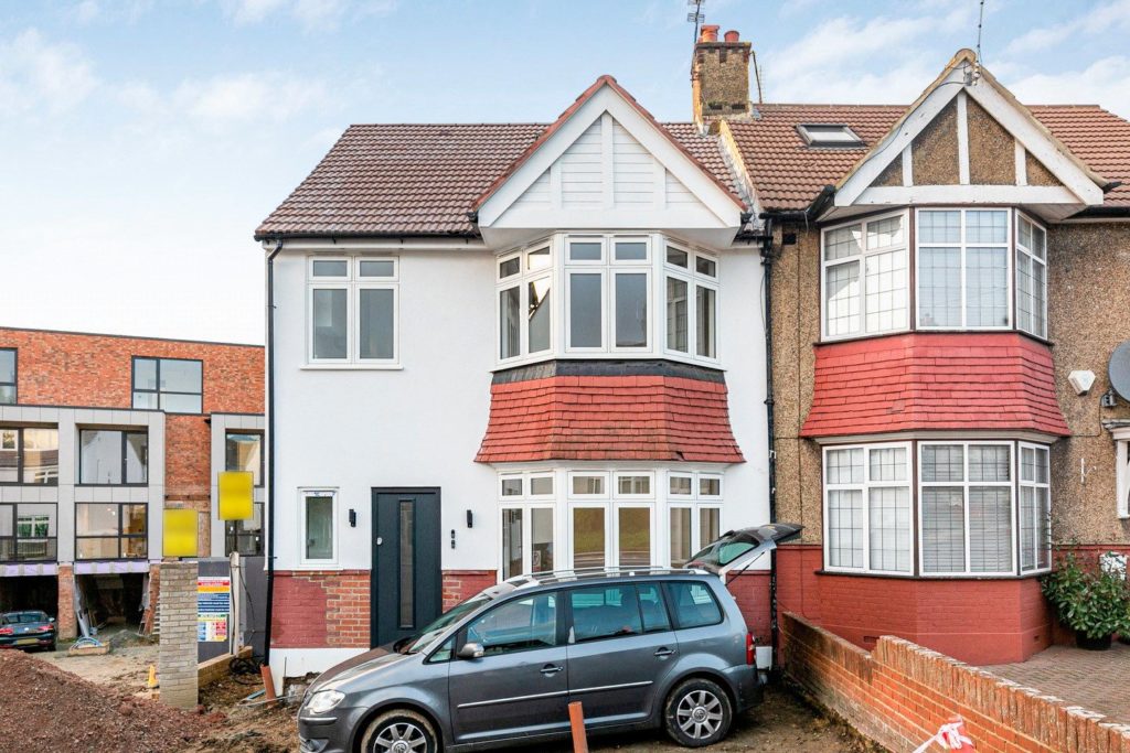 St Margarets Avenue, London