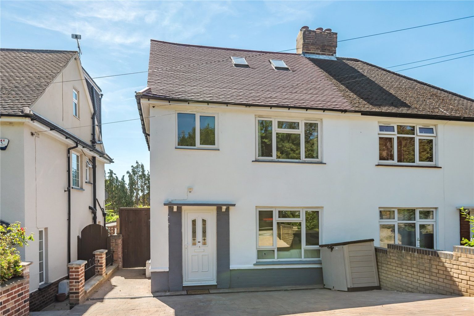 Wise Lane, Mill Hill, London Statons