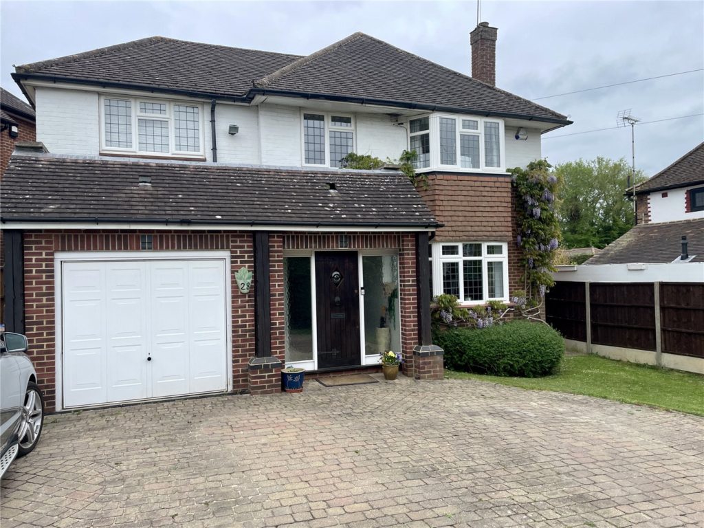 Bluebridge Road, Brookmans Park