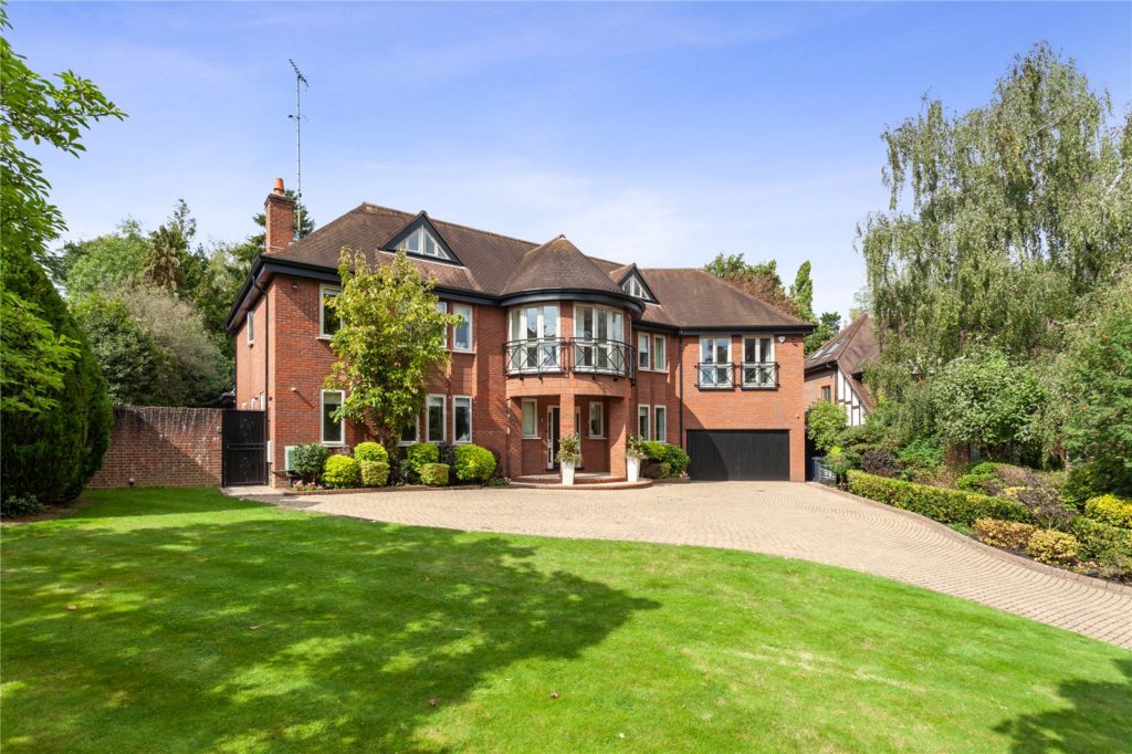 Northcliffe Drive, Totteridge