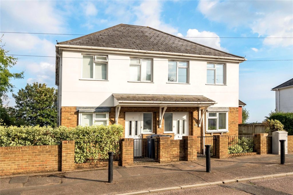 Marlborough Gardens, Whetstone