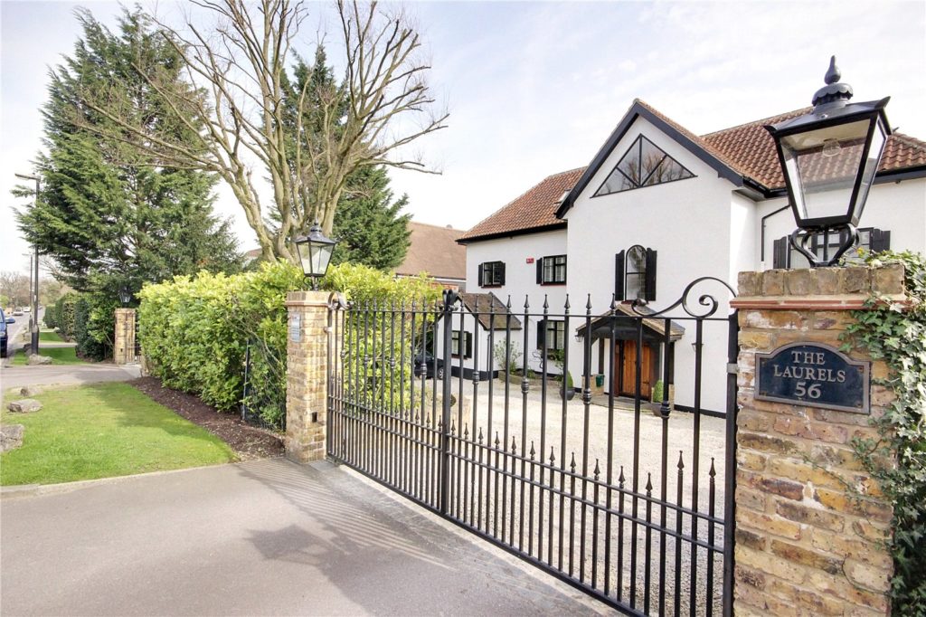 Camlet Way, Hadley Wood