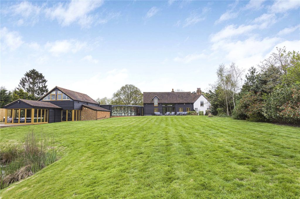 Brickendon Green, Brickendon