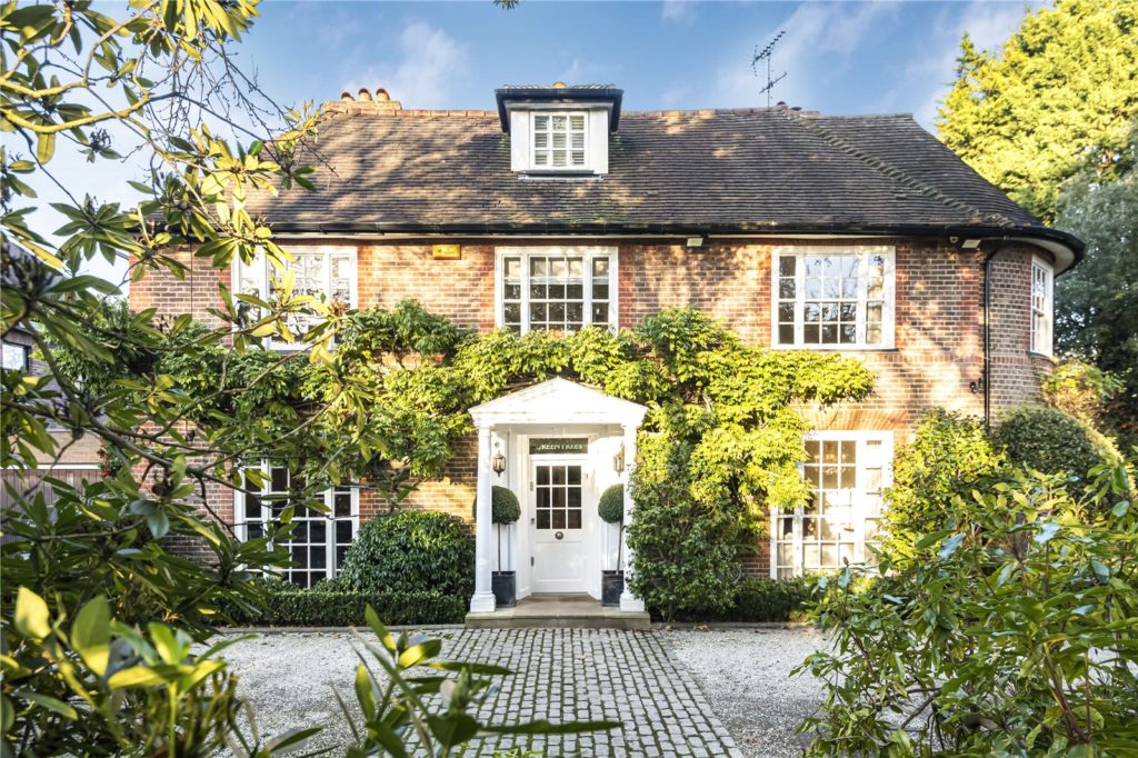 Totteridge Village, Totteridge