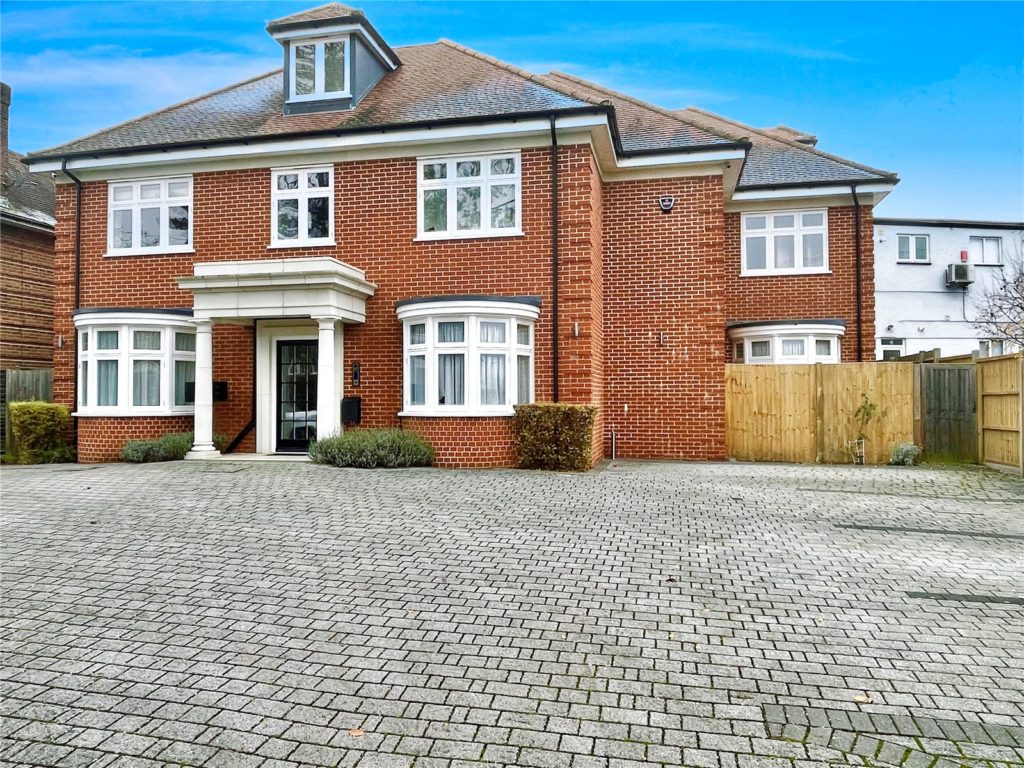 Bradmore House, Brookmans Park