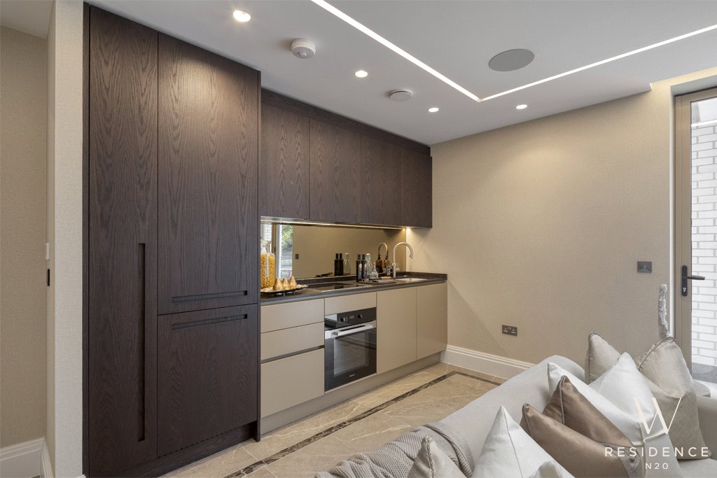 W Residence, London, N20