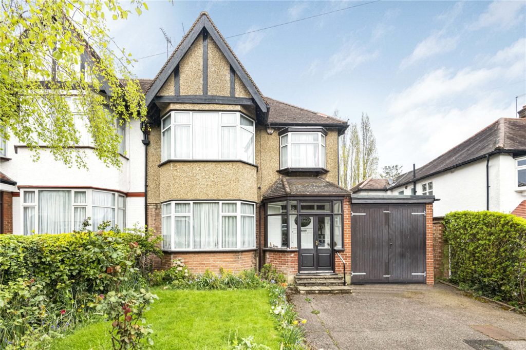 Hill Crescent, Totteridge