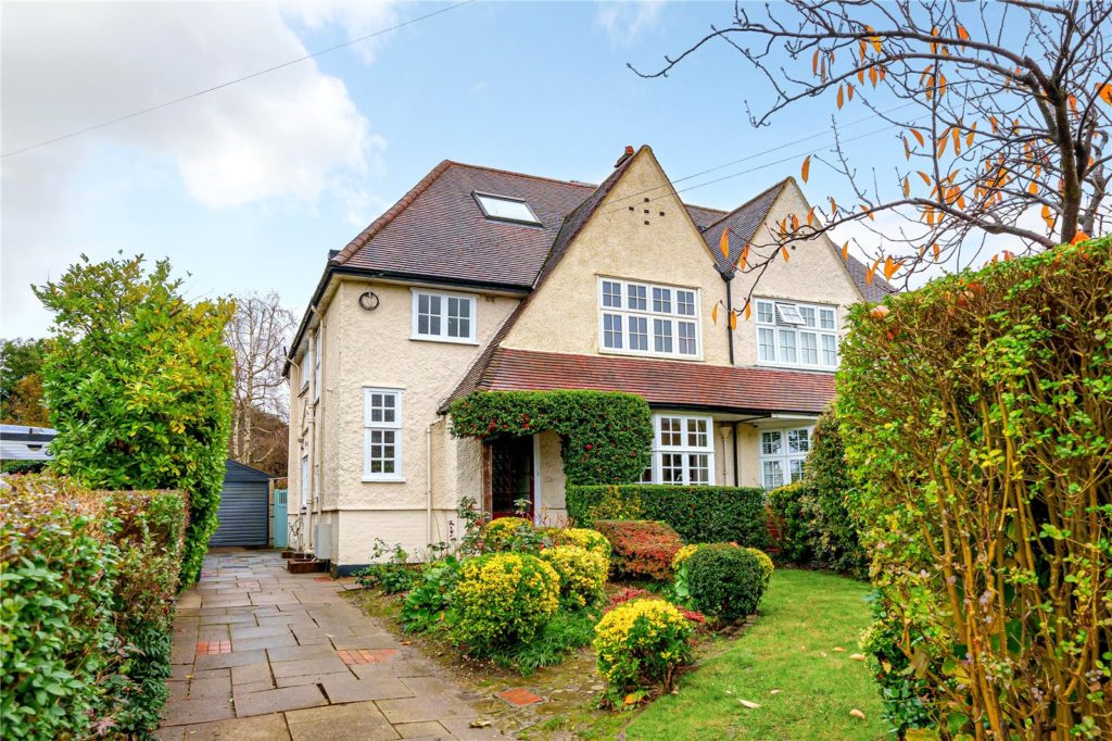 Queens Road, Barnet