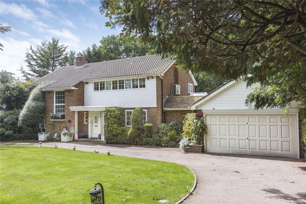 Corbar Close, Hadley Wood