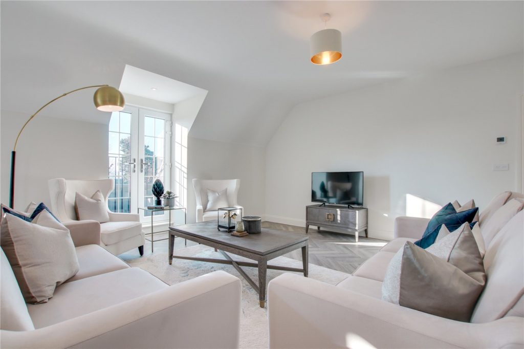 Williams Court, The Ridgeway, Enfield