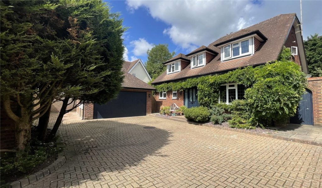Kates Close, Arkley
