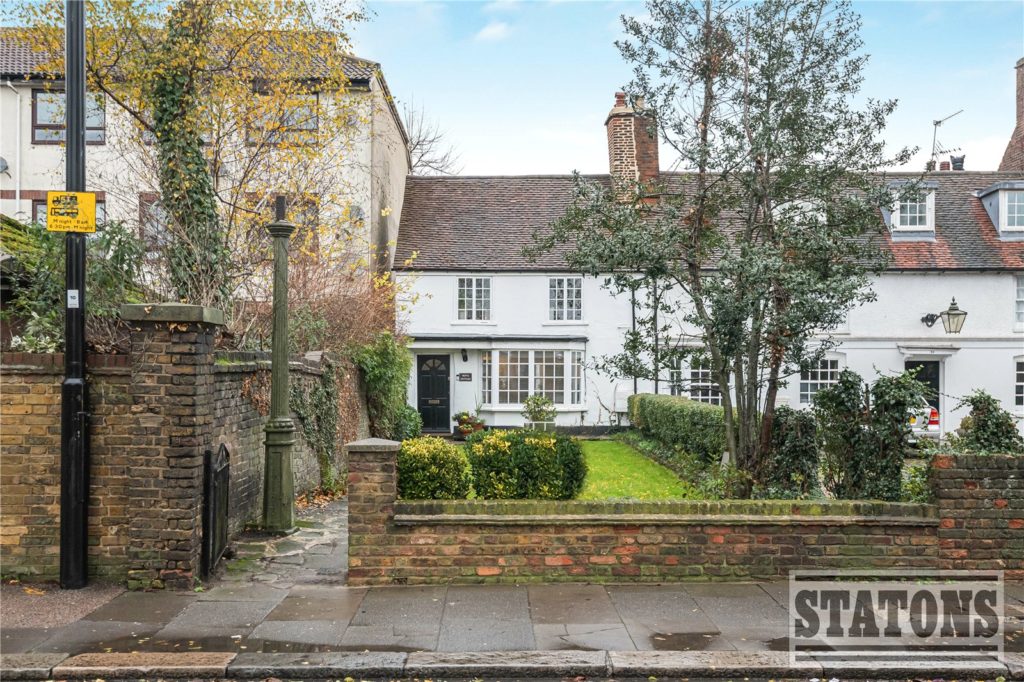 Wood Street, Barnet