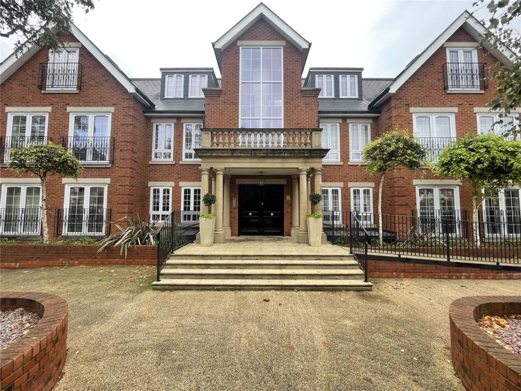 Bayview House, 20 Uplands Park Road
