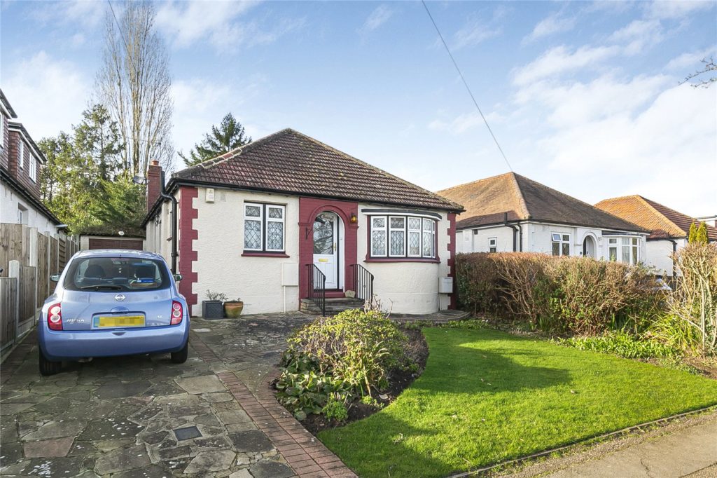 Theobalds Road, Cuffley