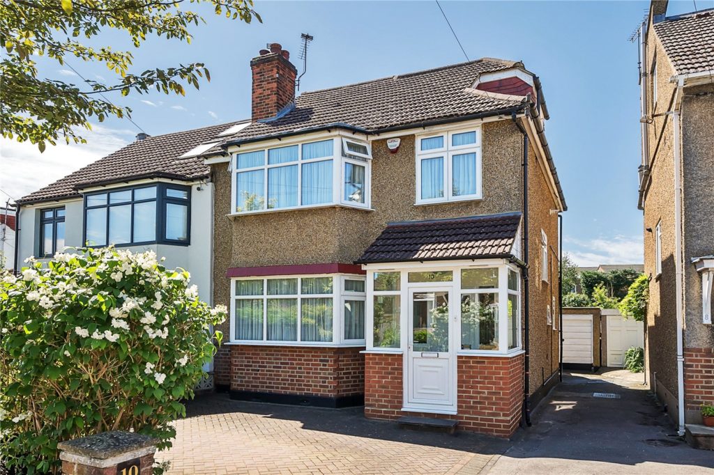 Wyburn Avenue, Barnet