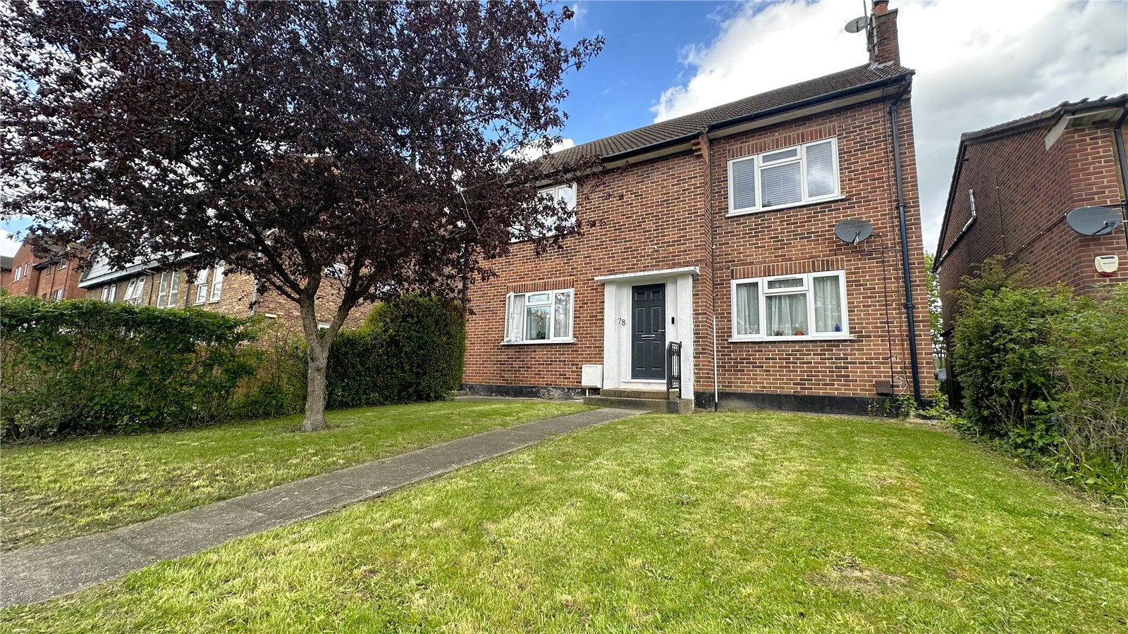 Leicester Road, Statons