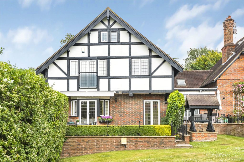 Cockfosters Road, Hadley Wood