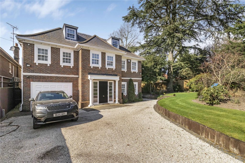 Uphill Road, Mill Hill
