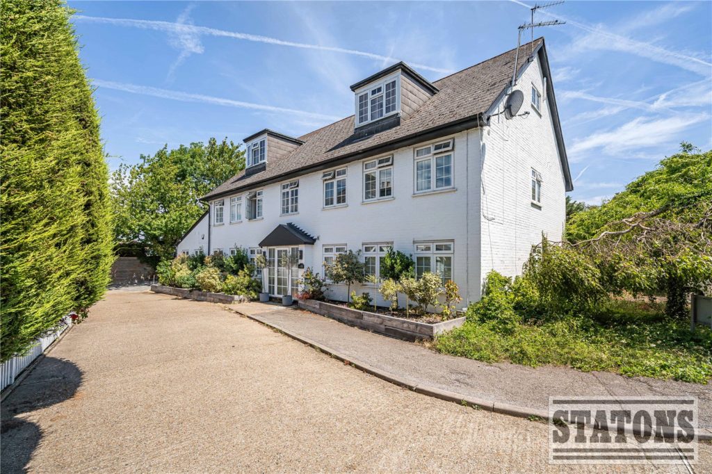 Jaycroft, The Ridgeway