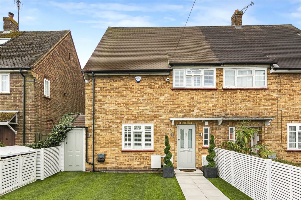 Hillcrest Road, Shenley
