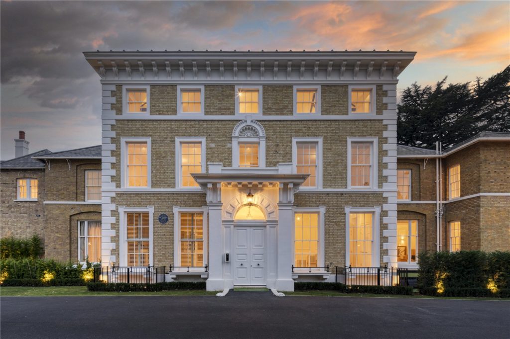 Lipton Close, London