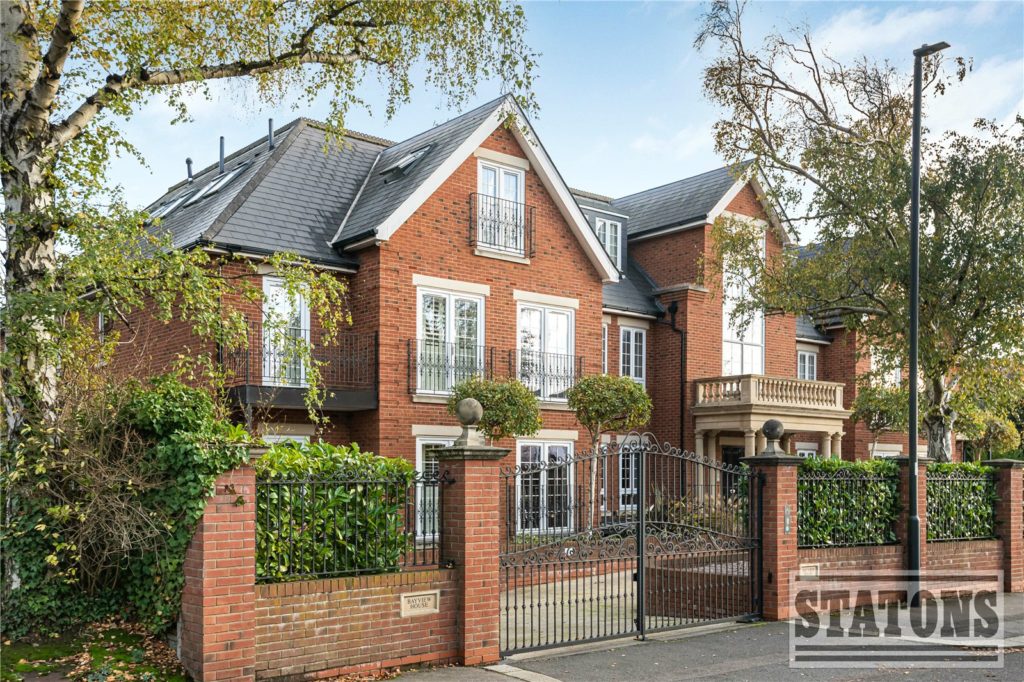Uplands Park Road, Enfield
