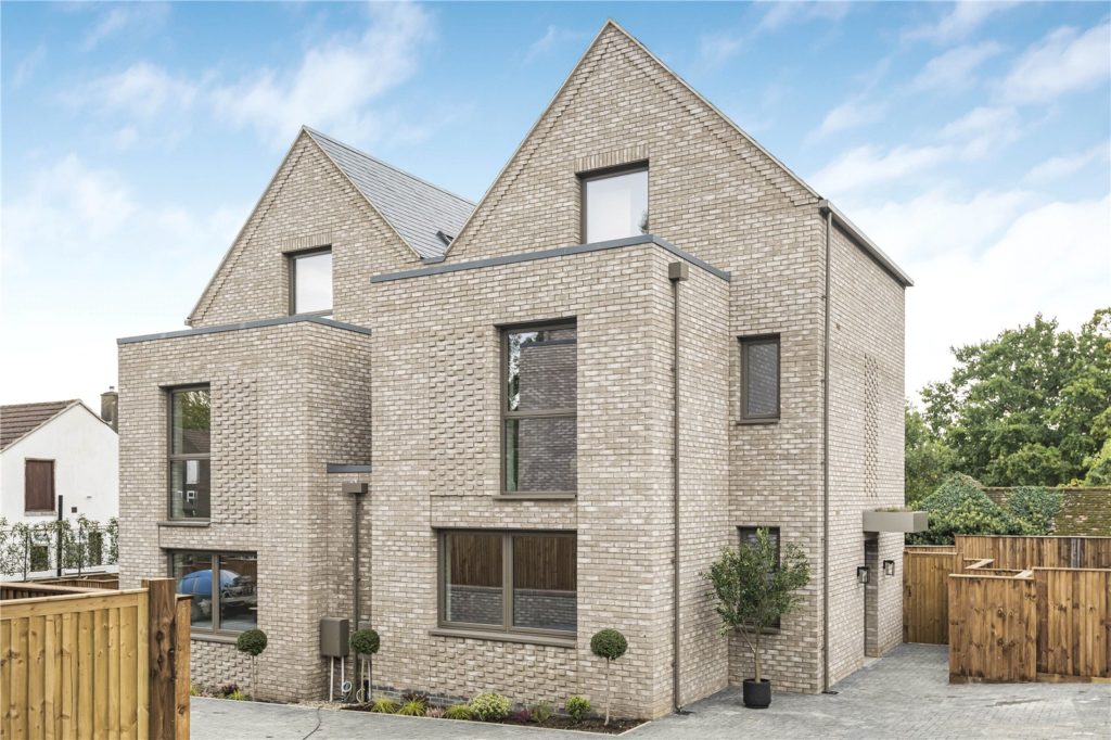 Magenta Close, 36 Park Road