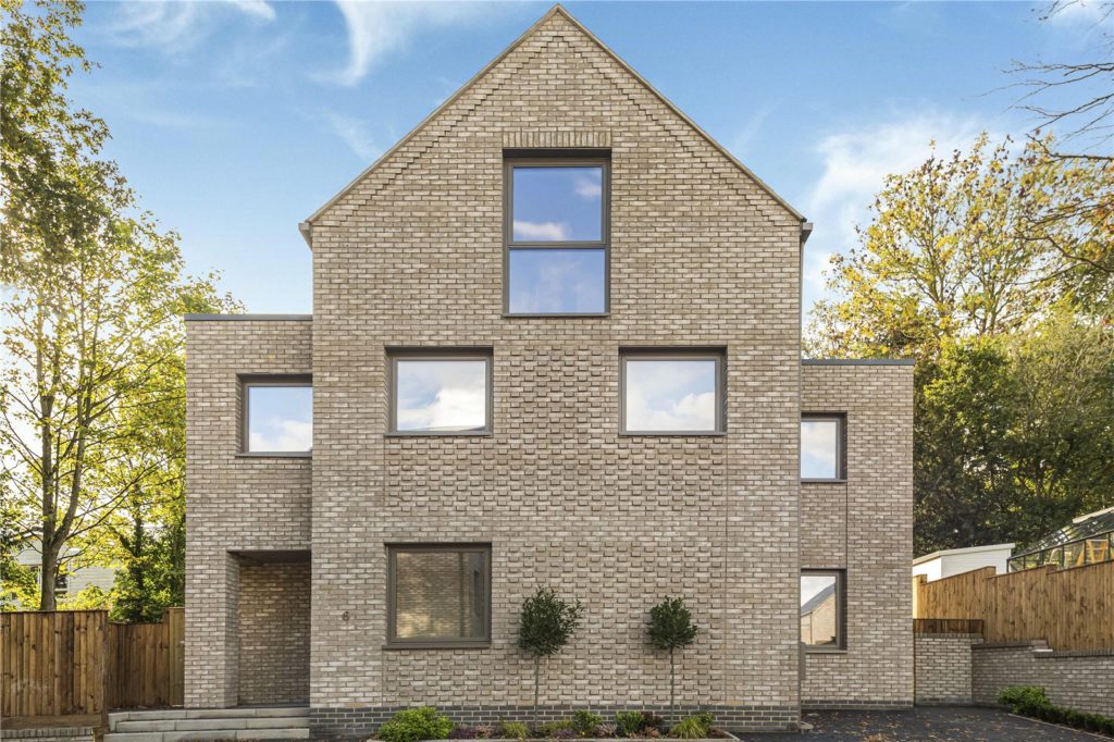 Magenta Close, 36 Park Road