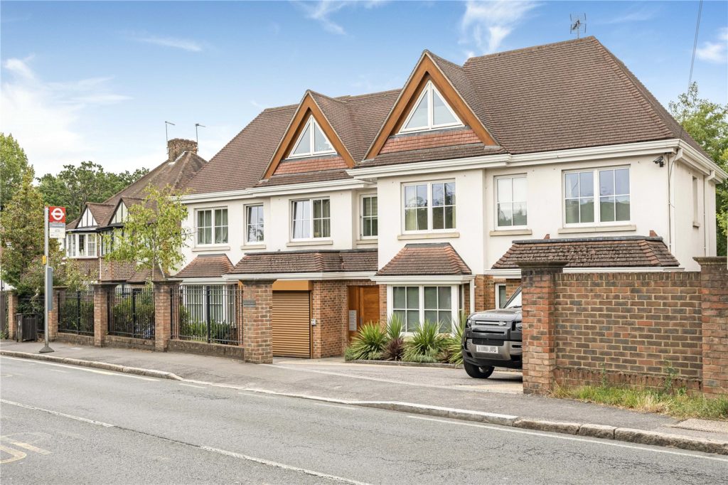 Totteridge Lane, London