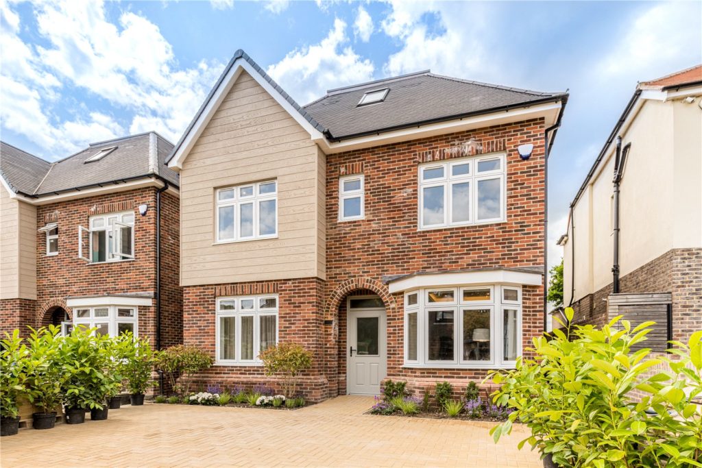 Spring Court Road, Enfield