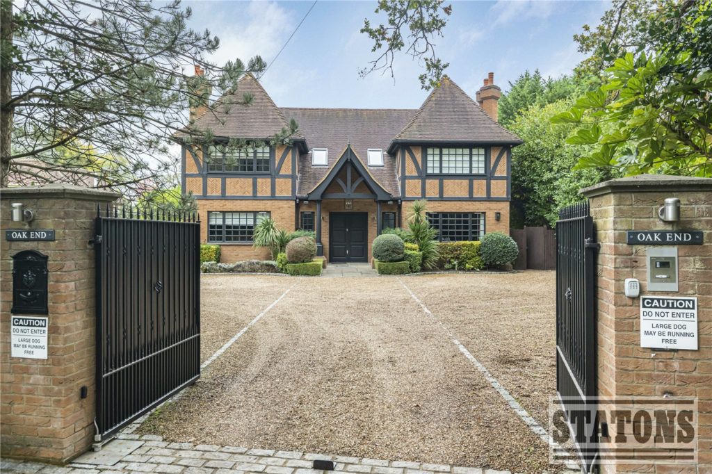 Barnet Road, Arkley