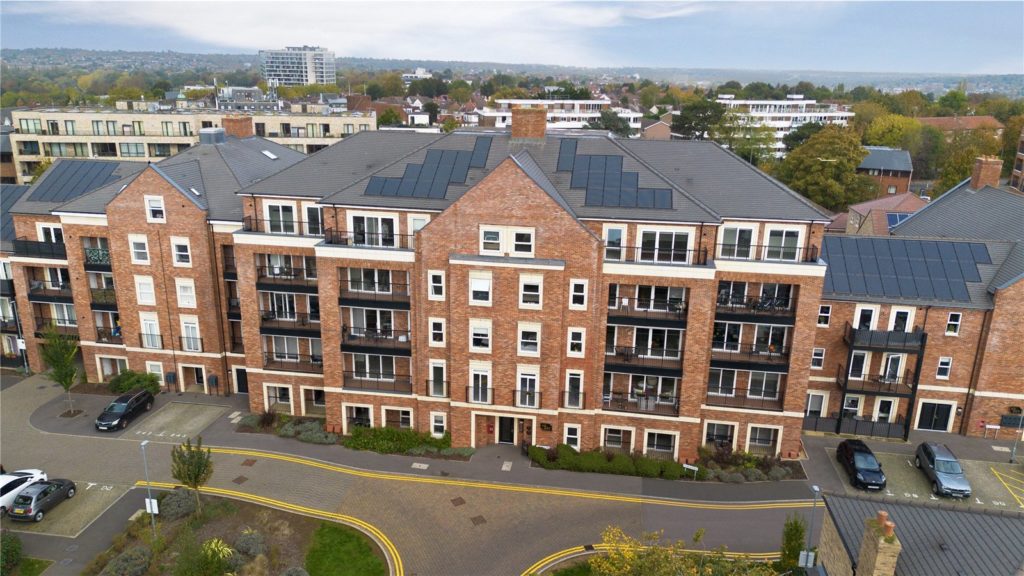 Burr Court, 37 Toye Avenue