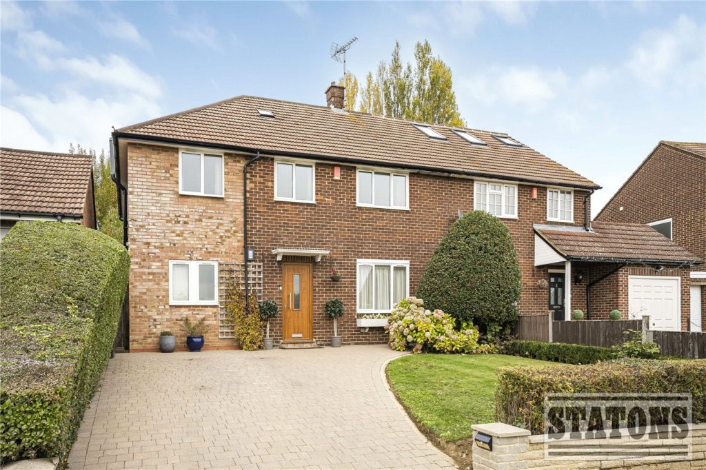 Bulls Lane, Welham Green