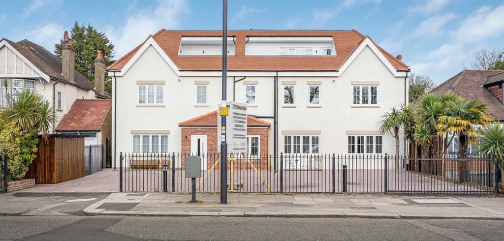 272 Chase Side, Southgate 1-1 c