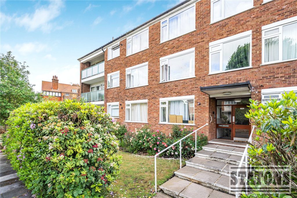 The Logans, Blenheim Road