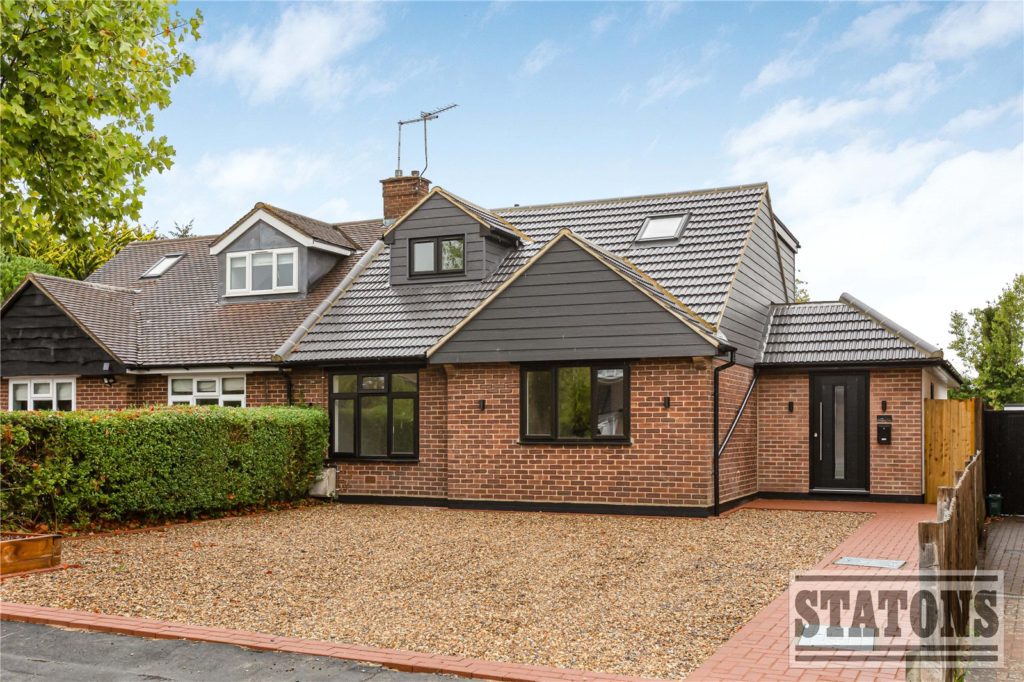 Skimpans Close, Welham Green