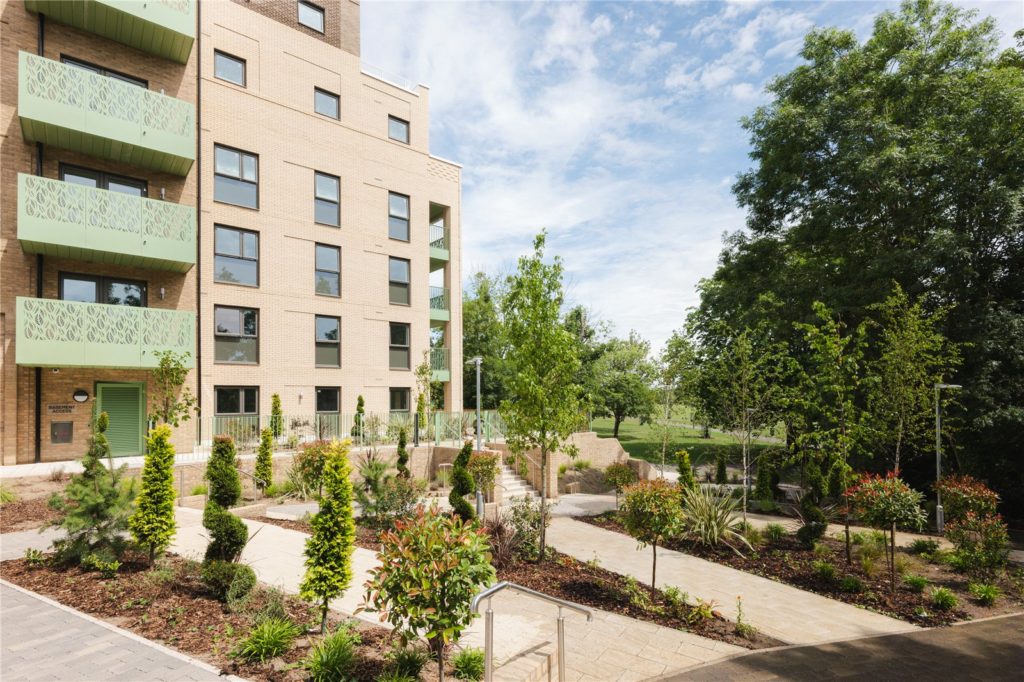 Park Quarter, Albert Road