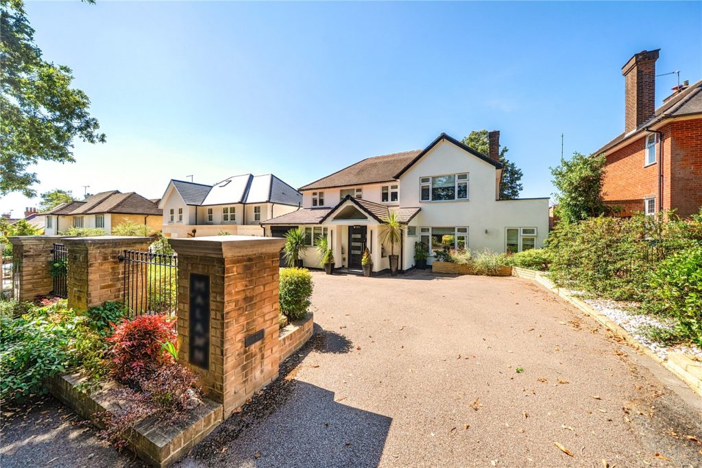 Upland Drive, Brookmans Park