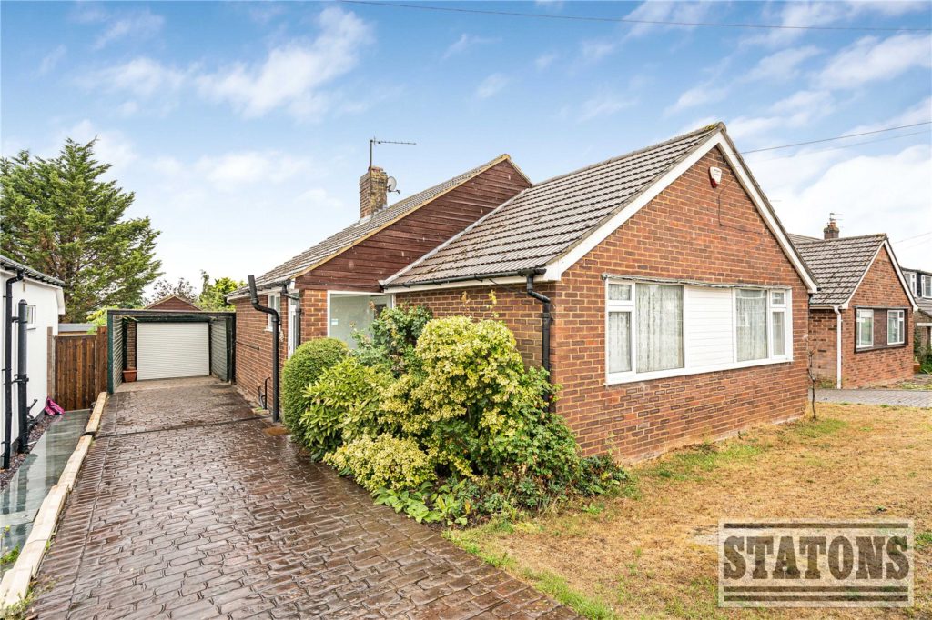 Wood View, Cuffley